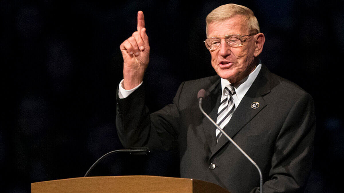 Lou Holtz​ motivational​​​ speaker